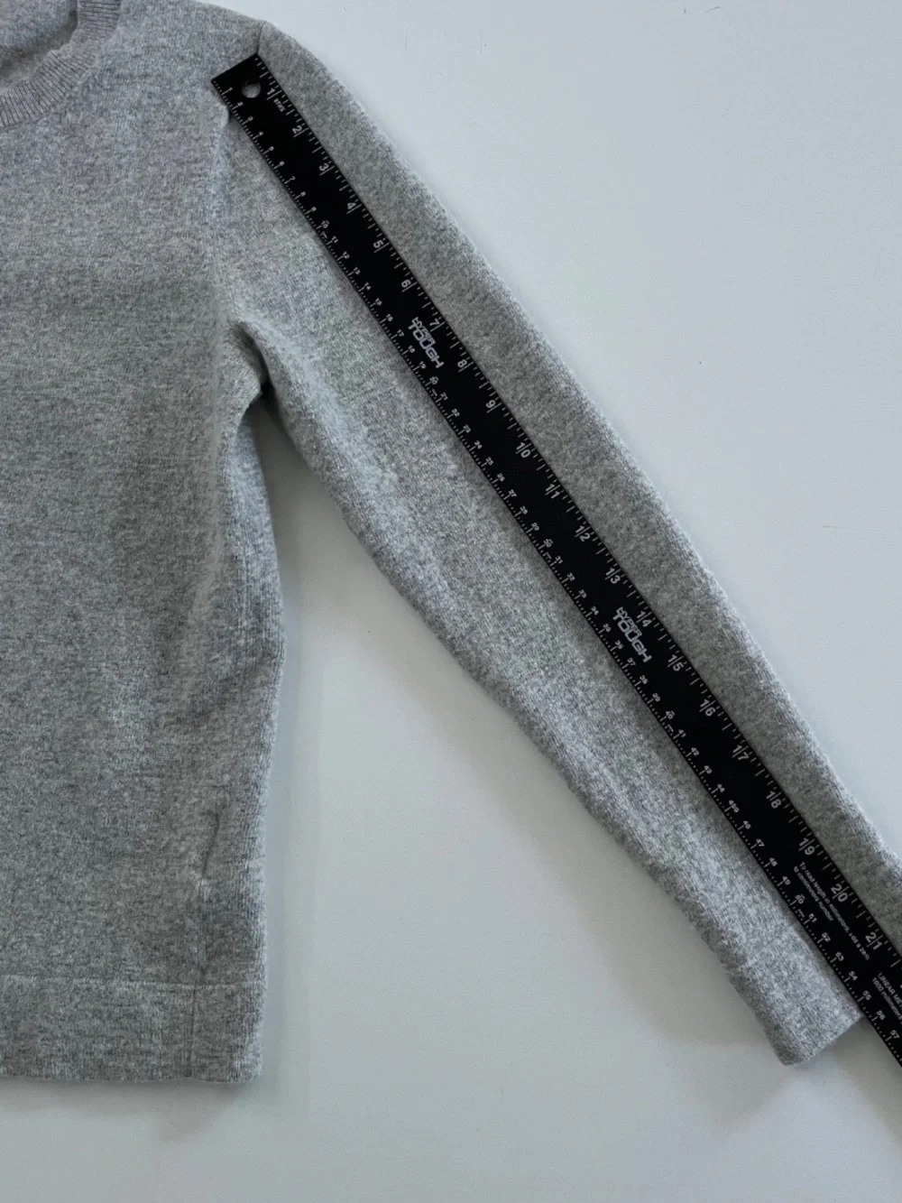 J.Crew Teddie Crewneck Sweater Sz L Gray Knit Long Sleeve Classic Cozy Luxuries